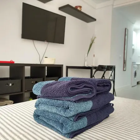 Luminoso Y Moderno Estudio Plaza Andalucia Апартаменты Торремолинос