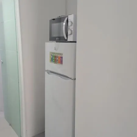 Luminoso Y Moderno Estudio Plaza Andalucia * Торремолинос
